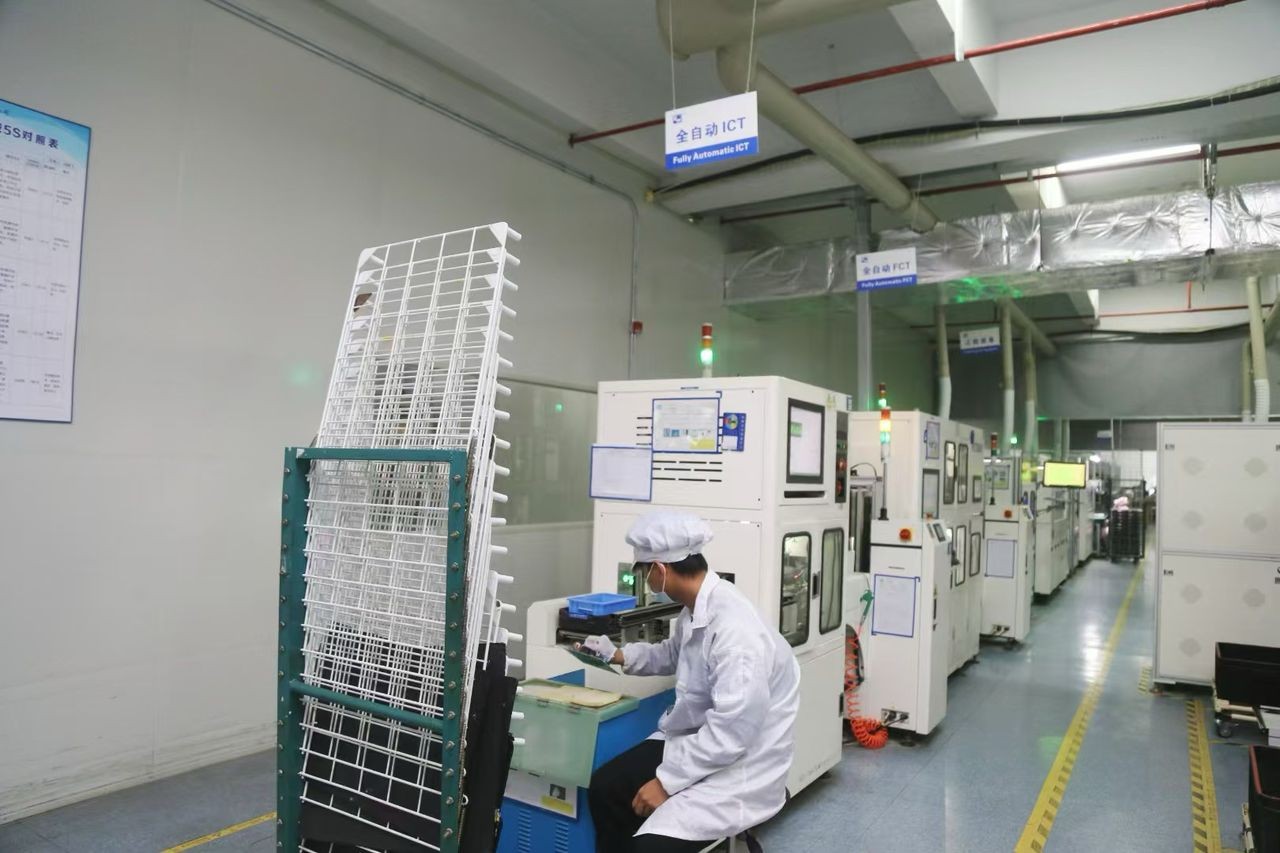 اکوتک بزرگترین تامین کننده شارژر خودرو برقی